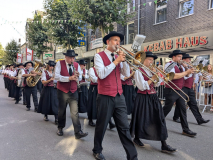 1a071315-b43e-4c64-8330-6e0fa8b34660